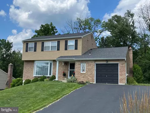 611 Brecknock Dr, Exton, PA 19341