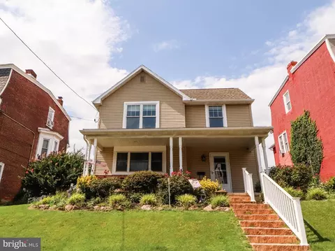 375 1st Ave, Phoenixville, PA 19460