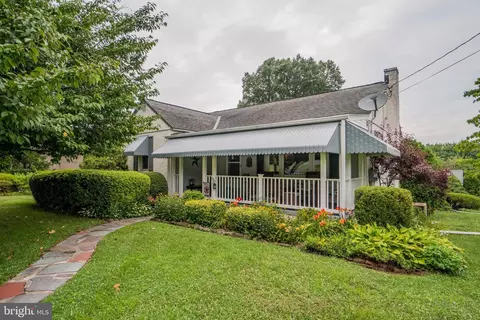 287 S Church St, Spring City, PA 19475