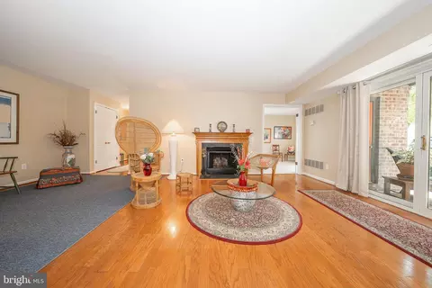 103 Mountainview Dr, Chesterbrook, PA 19087 photo 4
