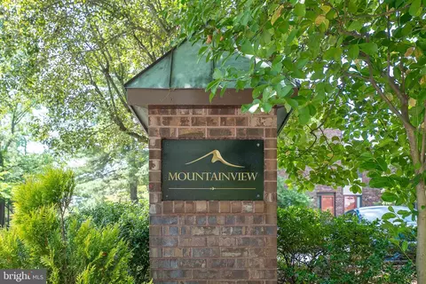 103 Mountainview Dr, Chesterbrook, PA 19087 photo 3