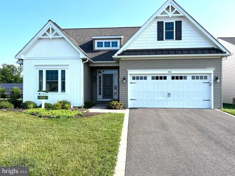 221 Flintwood Dr, Oxford, PA 19363