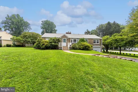 548 Powell Ln, West Chester, PA 19380