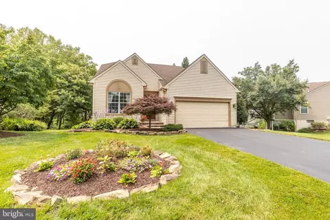 6012 Whitney Ct, Landenberg, PA 19350