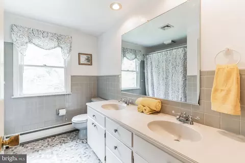 596 Park Ridge Dr, Wayne, PA 19087 photo 25