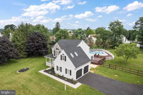 678 Glen Run Dr, Atglen, PA 19310