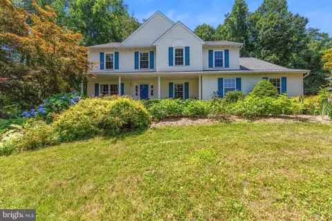 110 Wooded Acres Ln, Downingtown, PA 19335