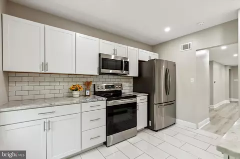 920 Mount Pleasant Ave, Wayne, PA 19087 photo 2