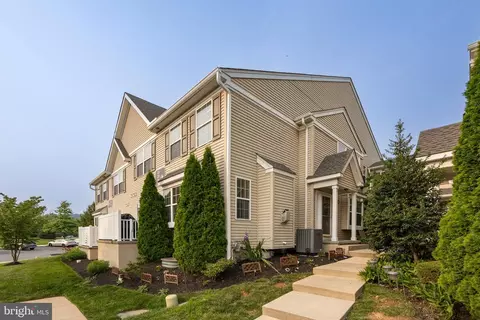 13 Granite Ln #6, Chester Springs, PA 19425