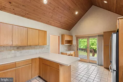 679 Thomas Jefferson Rd, Wayne, PA 19087 photo 14