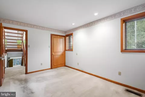 679 Thomas Jefferson Rd, Wayne, PA 19087 photo 32
