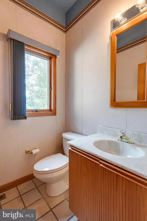 679 Thomas Jefferson Rd, Wayne, PA 19087 photo 27
