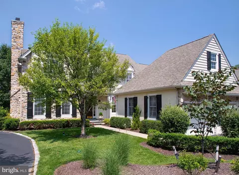 317 Applebrook Dr, Malvern, PA 19355