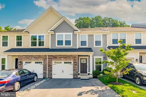 1263 Benjamin Dr, Kennett Square, PA 19348