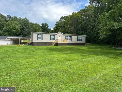 156 Cambridge Rd, Coatesville, PA 19320