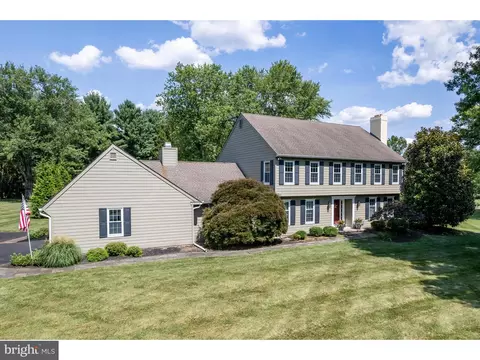 1018 Radley Dr, West Chester, PA 19382