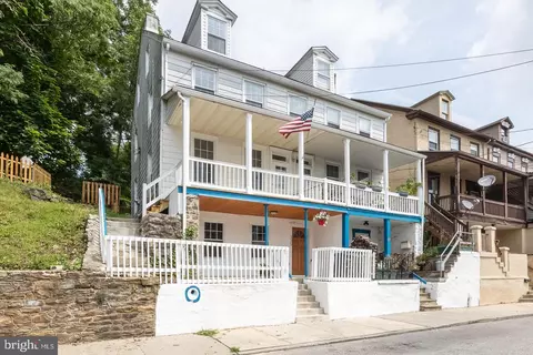 335 Main St, Parkesburg, PA 19365