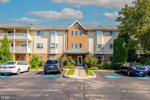 523 Paoli Pointe Dr, Paoli, PA 19301