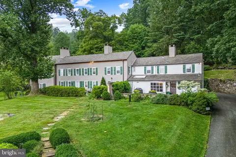 1701 Yellow Springs Rd, Malvern, PA 19355