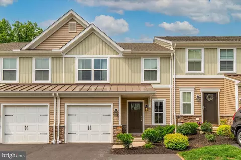 117 Wildflower Ct, Elverson, PA 19520
