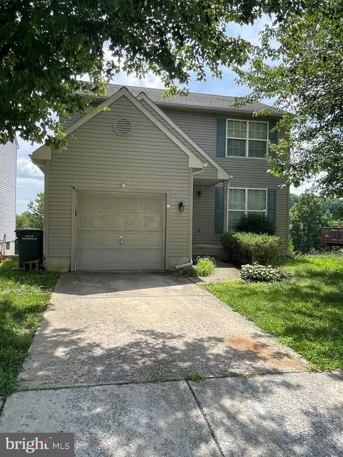 102 Marquis Dr, Coatesville, PA 19320