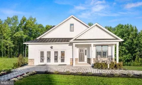 152 Lilac Ct, Coatesville, PA 19320