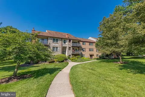 137 Drummers Ln, Wayne, PA 19087
