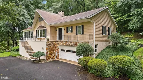 336 Woodview Rd, West Grove, PA 19390