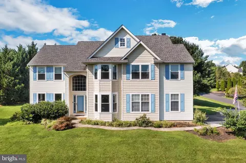 5 Wellsville Ln, Avondale, PA 19311