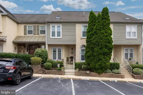 2103 Eton Ct, West Chester, PA 19382