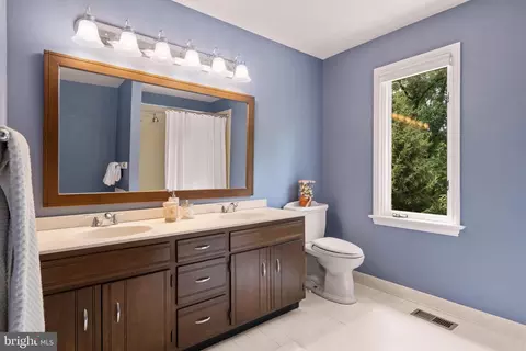 681 Strafford Cir, Wayne, PA 19087 photo 59