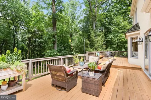 681 Strafford Cir, Wayne, PA 19087 photo 7