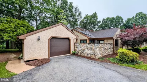 644 Heatherton Ln, West Chester, PA 19380