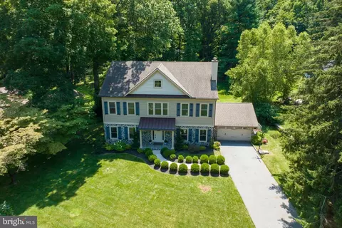 209 Deepdale Rd, Wayne, PA 19087