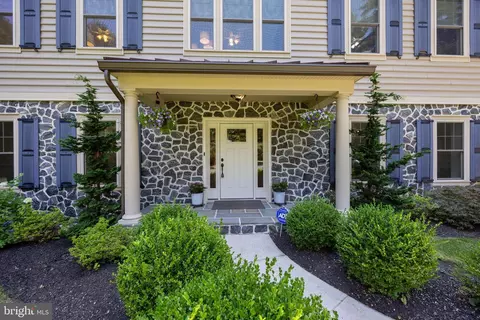 209 Deepdale Rd, Wayne, PA 19087 photo 4