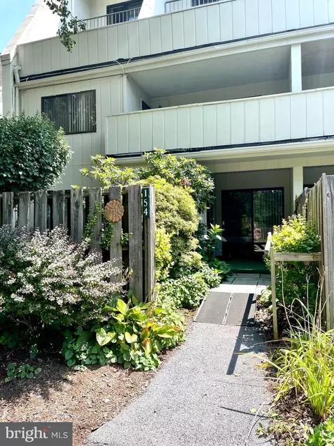 154 Summit House, West Chester, PA 19382