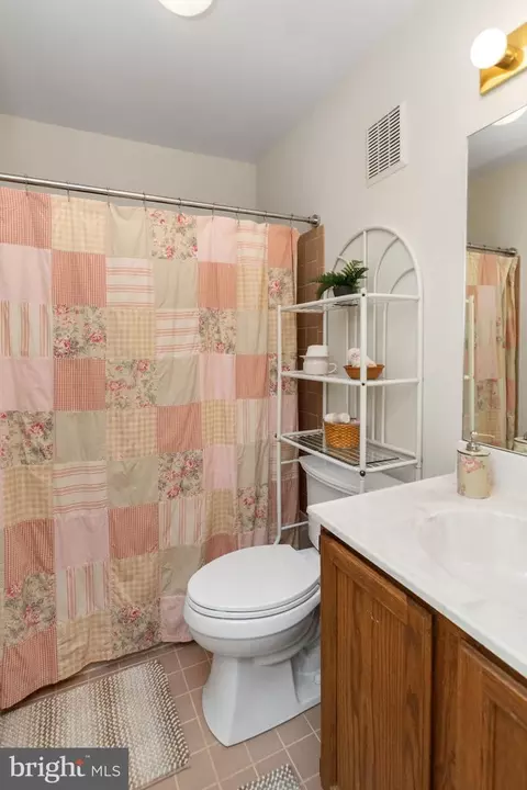 103 Beacon Sq, Chesterbrook, PA 19087 photo 26