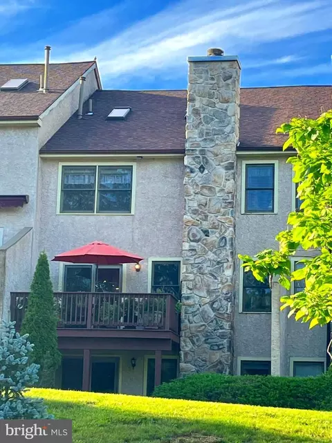103 Beacon Sq, Chesterbrook, PA 19087 photo 2