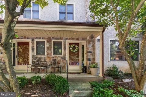 103 Beacon Sq, Chesterbrook, PA 19087