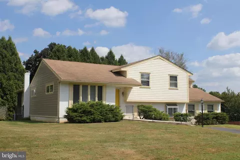 431 Hightop Rd, West Chester, PA 19380