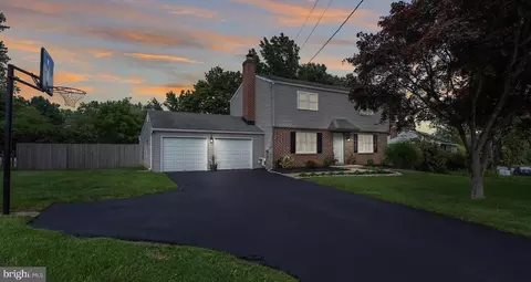 821 Old Westtown Rd, West Chester, PA 19382