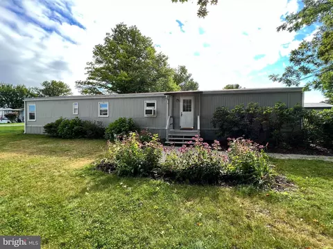 319 Grubb Dr, Elverson, PA 19520
