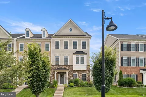 514 S Atwater Dr, Malvern, PA 19355