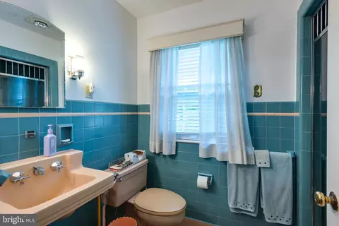 185 Upper Gulph Rd, Strafford, PA 19087 photo 11