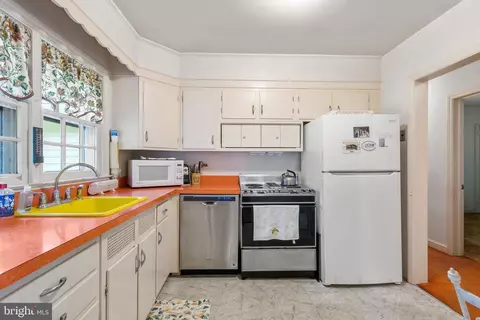 185 Upper Gulph Rd, Strafford, PA 19087 photo 7