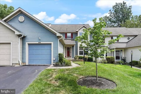 902 Shetland Ct, Chadds Ford, PA 19317
