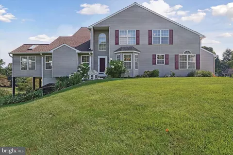 637 Jaeger Cir, West Chester, PA 19382