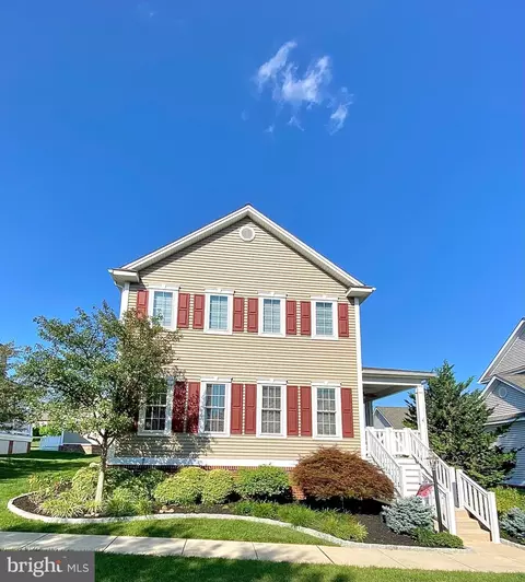 1013 Linden Ave, Chester Springs, PA 19425