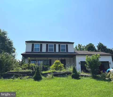 396 5th Ave, Parkesburg, PA 19365