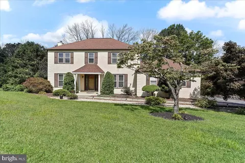 211 Wiltshire Dr, Kennett Square, PA 19348